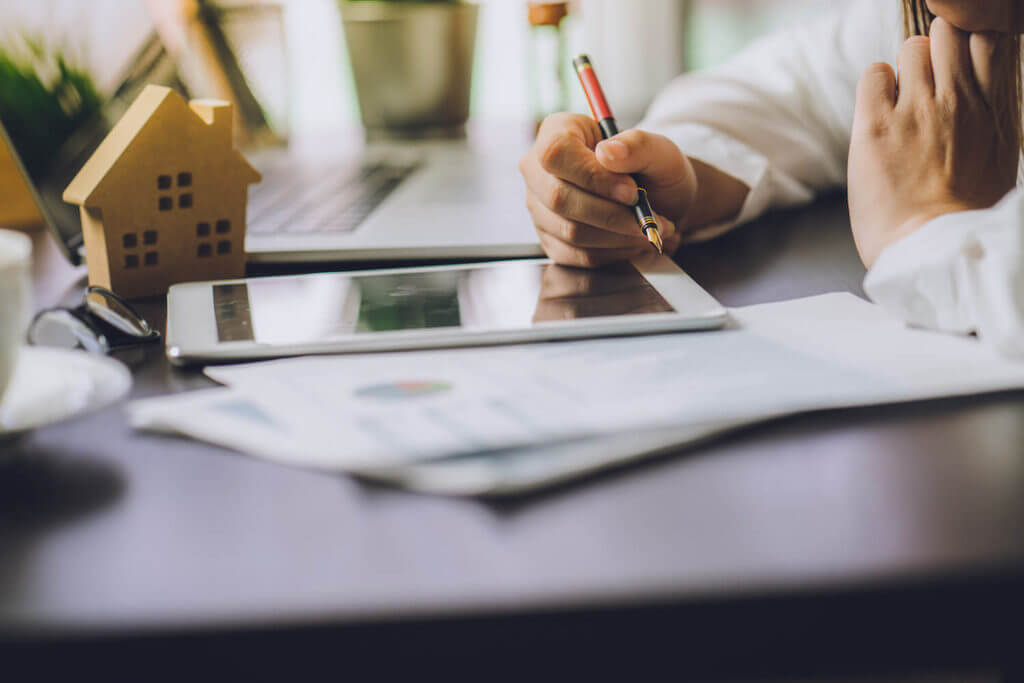house buyer and seller analyses for real estate agents