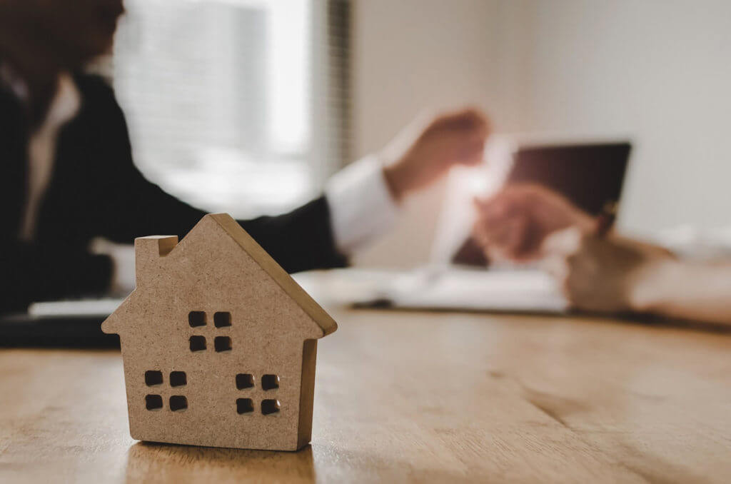 how to be a successful real estate agent in 2021 and beyond